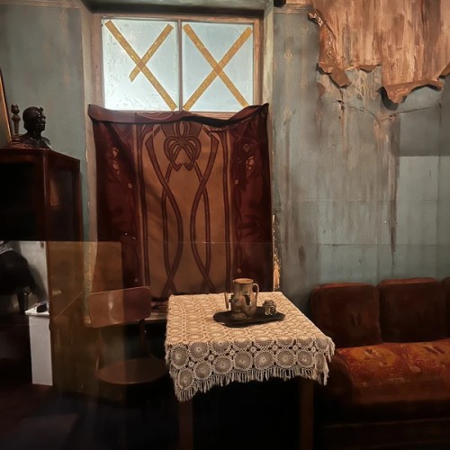 «Истории блокадных дневников»: экспозиция в особняке Румянцева