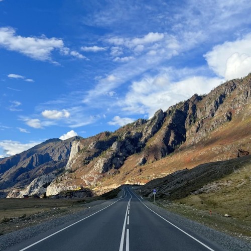 Волшебный Алтай: на джипах и пешком по предгорьям и склонам