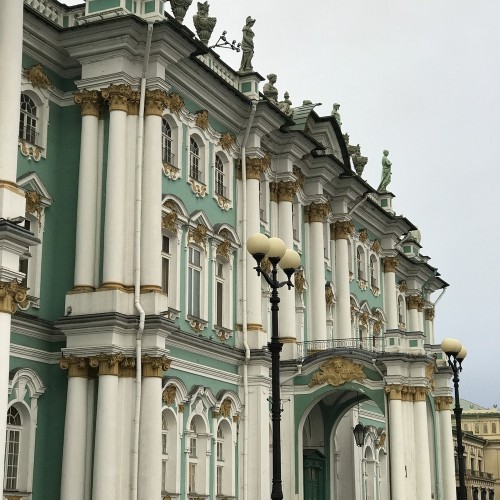 Петербург в кинематографе российском и зарубежном