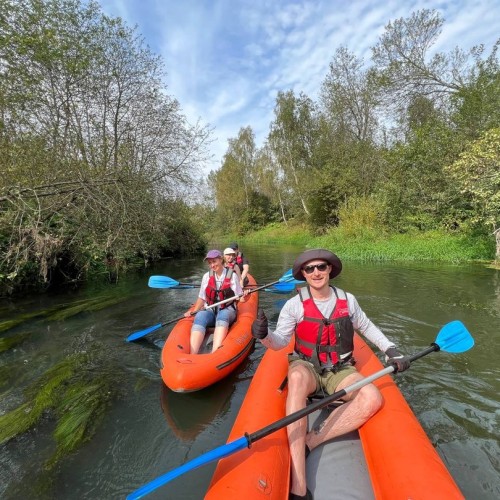 Первый раз с веслом в руках: лёгкий сплав по реке Воре (всё включено)