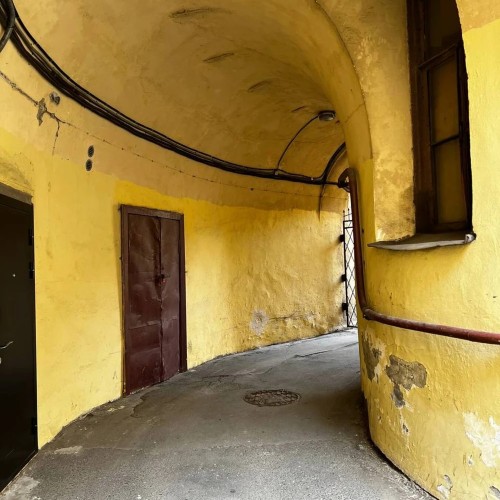 Три взгляда на город: неклассическая прогулка по Петербургу