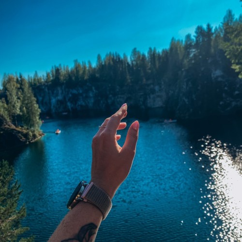 Из Санкт-Петербурга в Карелию: «Рускеала», россыпь водопадов и наследие прошлого