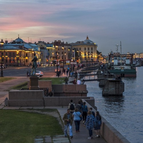 Экскурсия-трибьют: несколько поколений русских эмигрантов