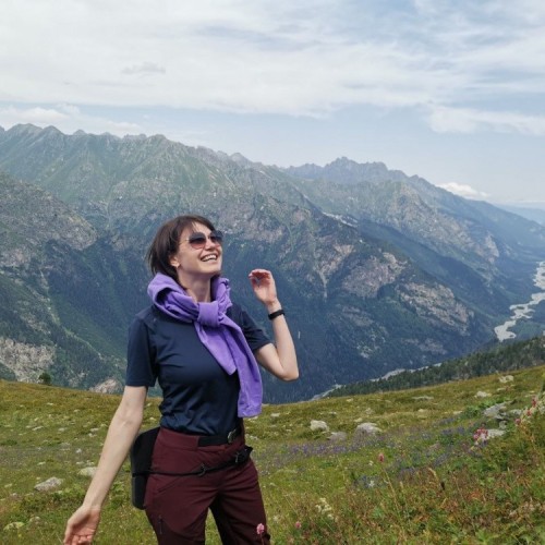 Прогулки по Домбаю: треккинги налегке к ущельям, горам и озёрам