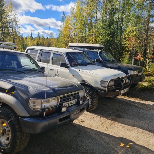 По Карелии на джипах в своей компании: «Марциальные воды», Гирвас и мистическая гора Воттоваара