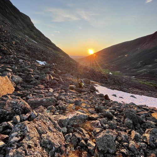 Своей компанией на Русский Север: Мурманск, Териберка, Кировск и саамы