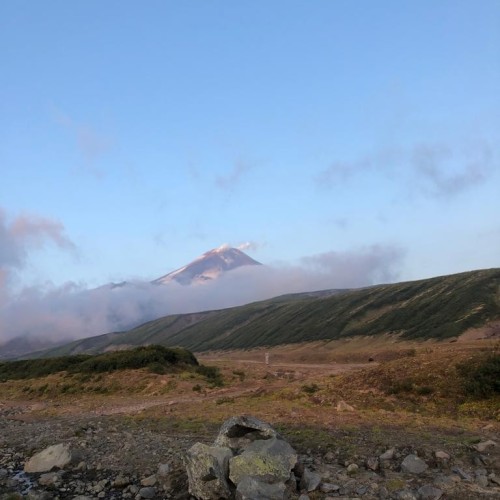 Камчатка в мини-группе: перевалы, бухты, сопки и купание в природных источниках