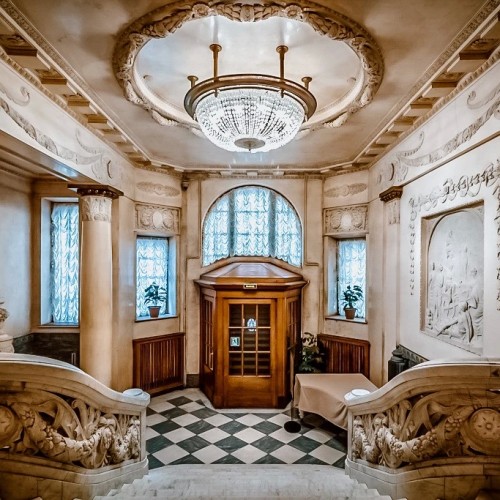 Экскурсия в особняк балерины Кшесинской