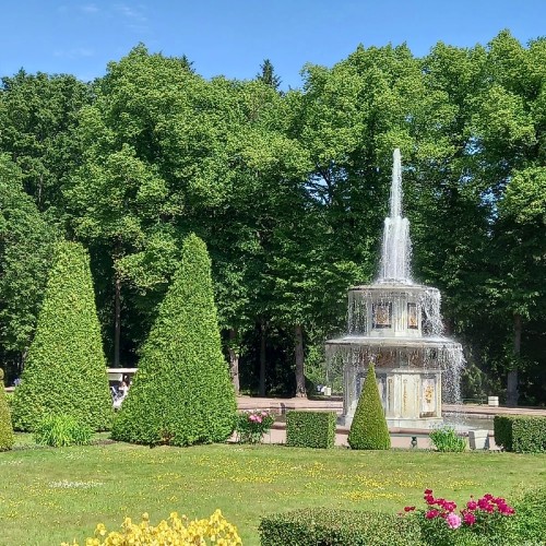 Два знаменитых парка Петергофа за 1 день