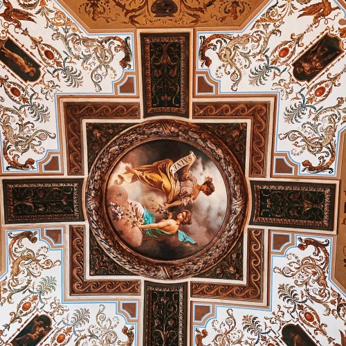 Золото, призраки и тайны особняка Кельха