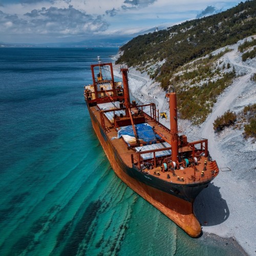 Индивидуальная поездка из Сочи: на пикапе в Геленджик и на эндуро к сухогрузу «Рио»