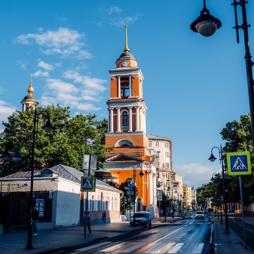 Групповая экскурсия по Замоскворечью + посещение Третьяковской галереи (билеты включены)