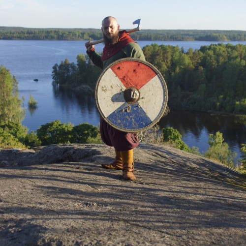 Дорогами викингов: мужской поход по Ладоге на драккаре (всё включено)