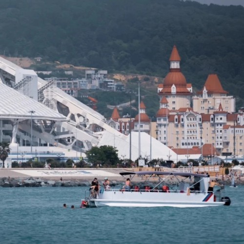 Адлер: морская рыбалка, обед из улова и купание в Чёрном море