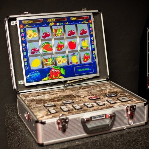 «Карты, игры, ловкость рук». Интерактивная экскурсия для взрослых и детей