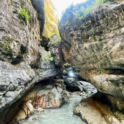 Ни в чём себе не отказывать в Дагестане: джип-путешествие по знаковым локациям