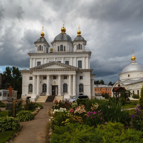 Монастыри и храмы земли Ярославской