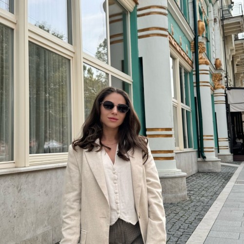 Девичник в Осетии: джип-трип в горах с уроками стрельбы и рисования