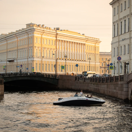 Обзорная экскурсия по Петербургу + прогулка на теплоходе