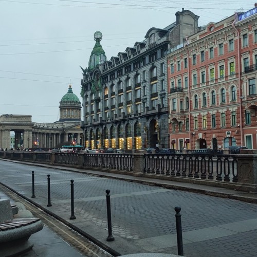 Мобильный квест по центру Петербурга «Тайна императорского мундира» (16+)