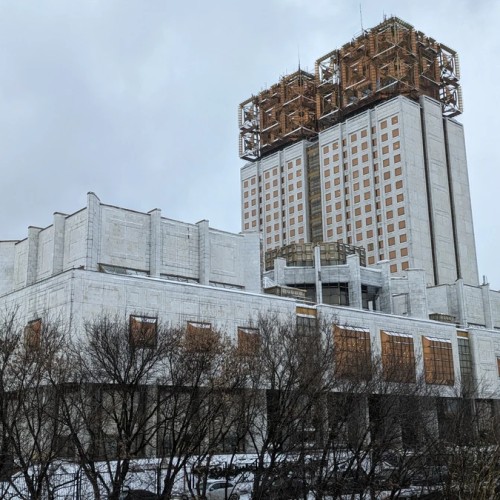 Сюжеты Нескучного сада: от Андреевского монастыря до Президиума РАН
