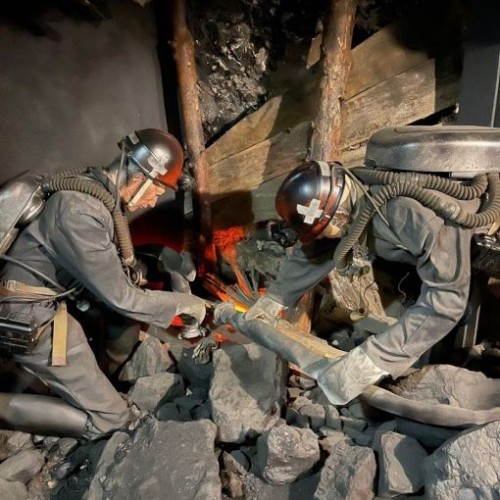 Большое путешествие по Сибири: 3 области, малые народы, великие умы и промышленная мощь