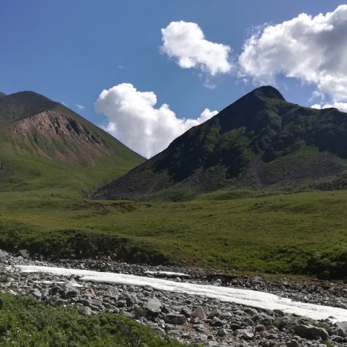 В горы Южной Сибири на Шумак: поход для опытных с рюкзаками и палаткам
