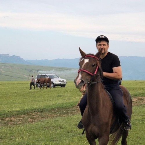 Путешествие-перезагрузка в горном ауле Дагестана только для вашей компании