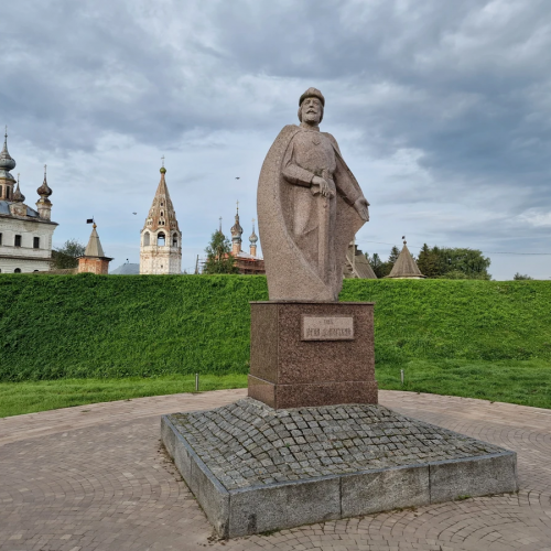 Из Звенигорода в Юрьев-Польский и столицу Ополья — Суздаль
