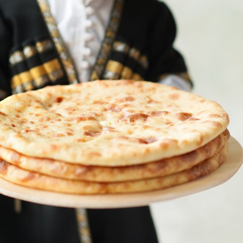 На поезде к жемчужинам Кавказа: города, горы, кухня, традиции 5 республик