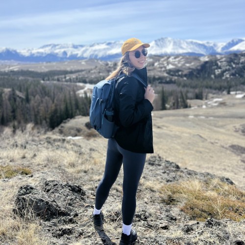 Я шагаю по Алтаю: лёгкий треккинг в горах, главные места и погружение в культуру