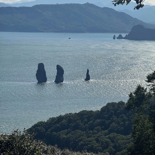 Там с коптера видны вулканы: экспедиция по Камчатке с выходом в море
