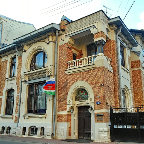В поисках модерна — между Пречистенкой и Арбатом