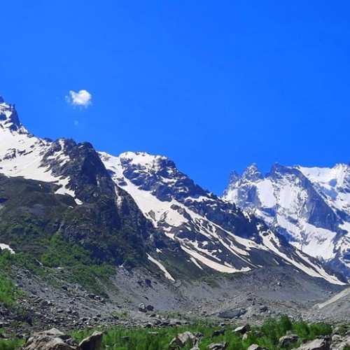 Нетипичное Приэльбрусье: треккинг налегке к 4 высокогорным озёрам с проживанием в гостинице