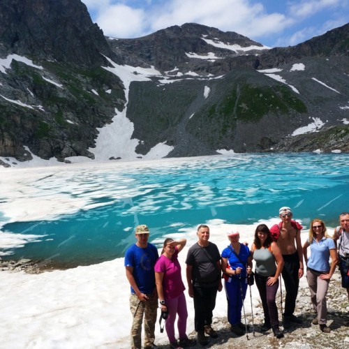 Край разноцветных озёр: треккинг налегке в Архызе с проживанием в палатках
