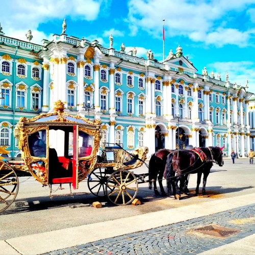 Знакомство с Петербургом: обзорная экскурсия + Эрмитаж (билеты включены)