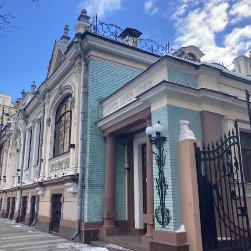 Кремлёвский, Золотой, Болотный: московский остров Балчуг