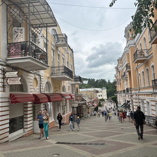 Кисловодск: по следам Чебурашки