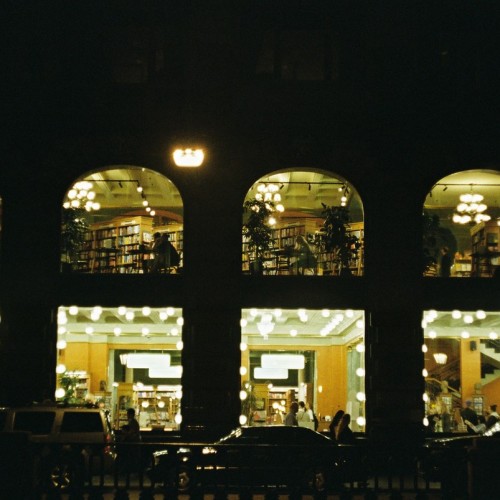 Как раньше: душевная прогулка с фотосессией на плёнку