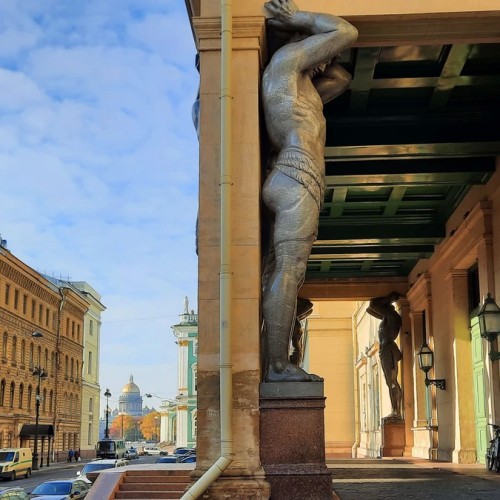 Фейк или Факт: невероятные истории от Дворцовой до Казанской