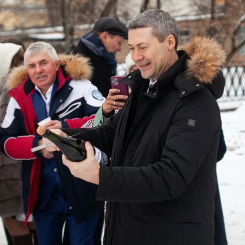 Москва гусарская: мастер-класс по сабражу
