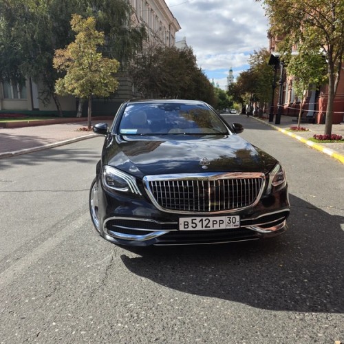 Трансфер на Maybach или минивэне Mercedes в Астрахани