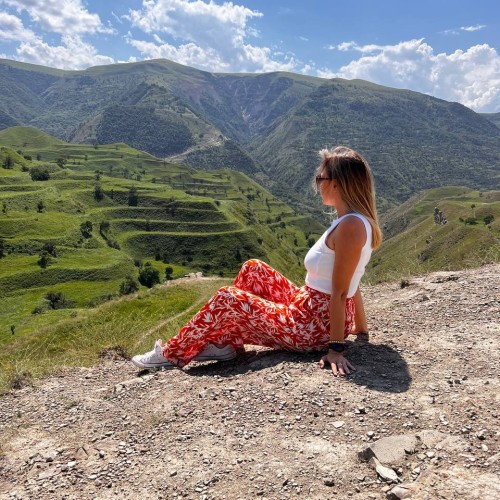 Объятия горного края: по топовым локациям Дагестана на внедорожниках