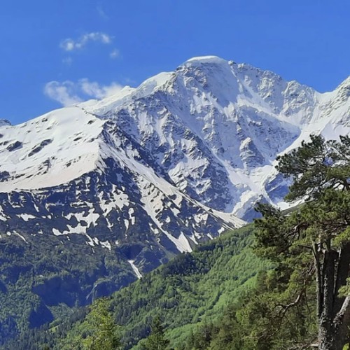 Лёгкий треккинг в Приэльбрусье с проживанием в гостинице