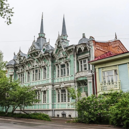 Белое озеро и купеческие улочки: прогулка по Томску