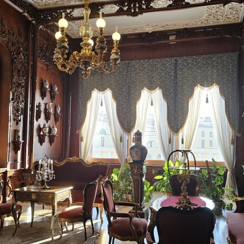 Юсуповский дворец: великолепные интерьеры и история убийства Распутина