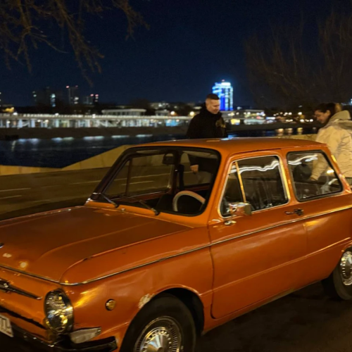 Москва винтажная: автопрогулка на «Запорожце»