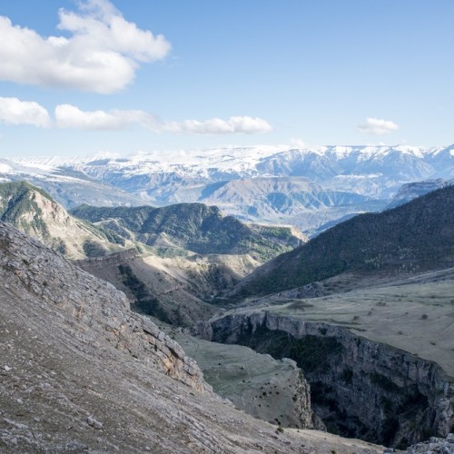 Влюбиться в Дагестан: активный отдых у озера и знаковые локации