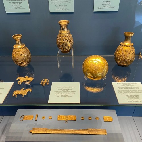 Скрытые сокровища Эрмитажа: экскурсия в Золотую кладовую (без очереди)