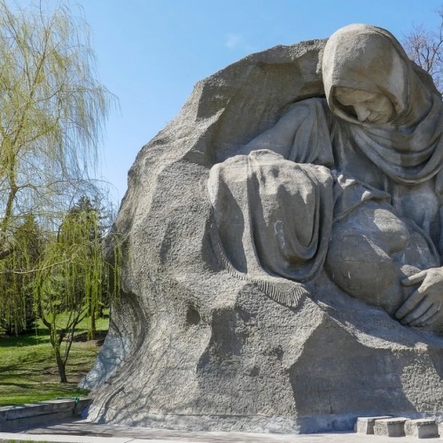 В город-герой Волгоград на День Победы: путешествие на поезде из Москвы